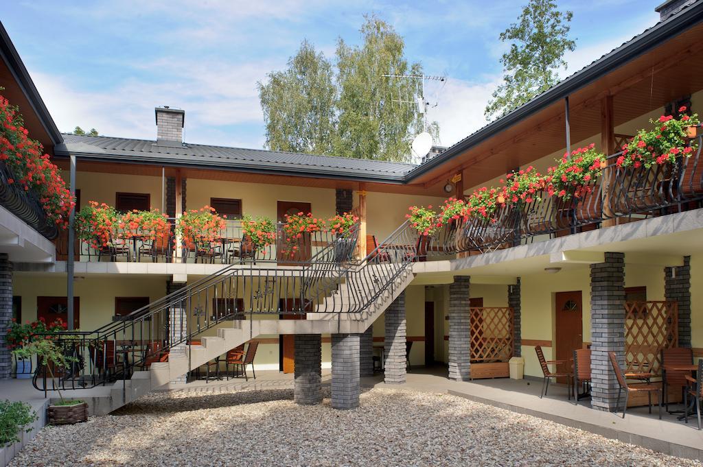 Babie Lato Bed and Breakfast Okuninka Buitenkant foto
